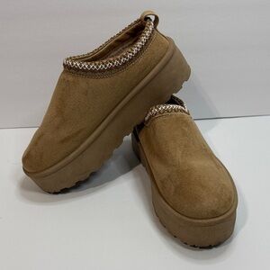 Mudd Brown Slip-On Mules with Woven Trim